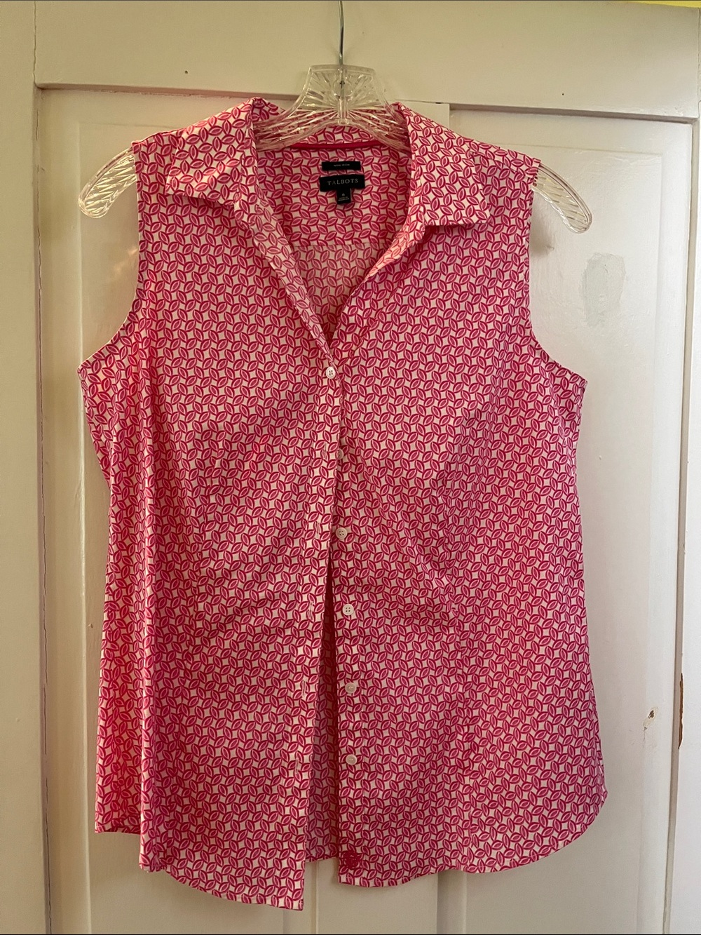 Talbots Pink Geometric Sleeveless Button-Front Blouse
